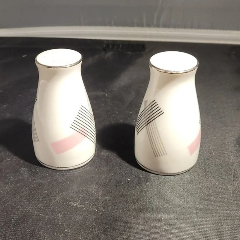 VTG00 Noritake Japan Salt & Pepper Shakers MCM Pink Gray Black Geometric